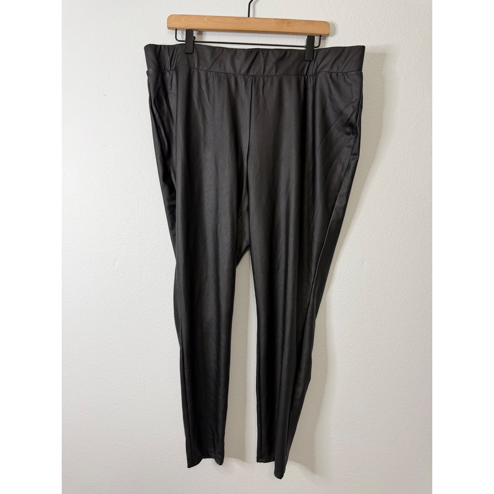 Torrid - Faux Leather‎ Mid Rise Leggings Sizr 3X